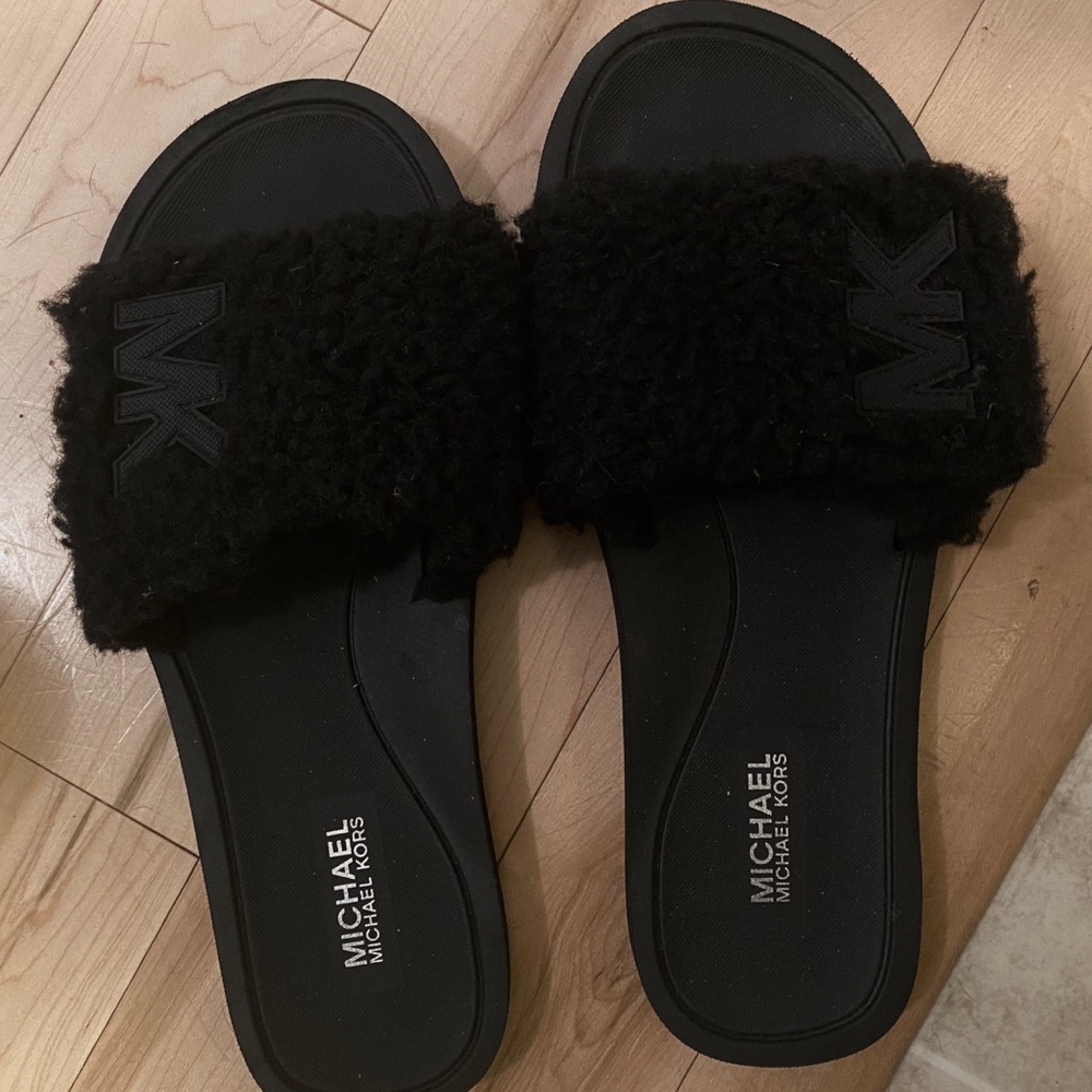 Michael Kors Fuzzy Slides